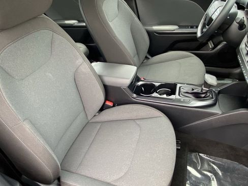 Used 2025 Kia K4 FWD image 15