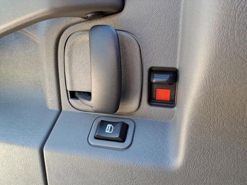 Used 2023 GMC Savana 2500 w/ Driver Convenience Package image 17