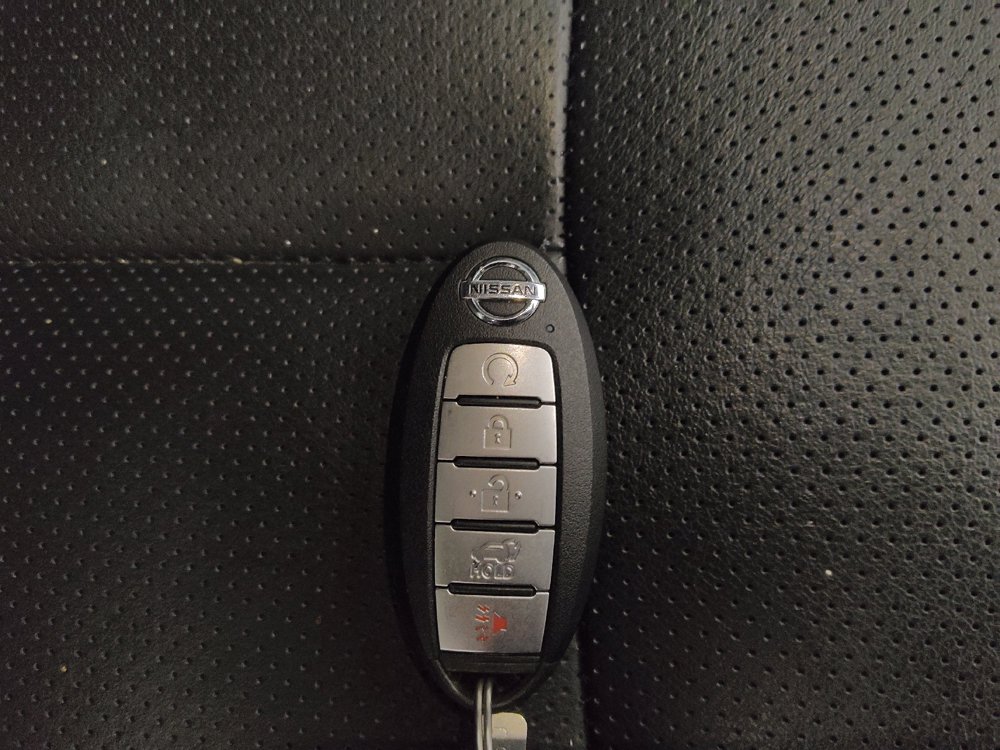 Used 2020 Nissan Rogue SL AWD/4WD image 32
