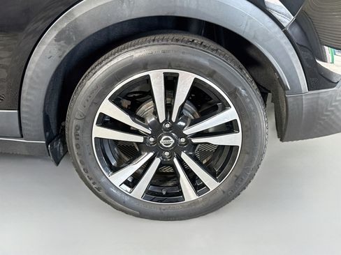 Used 2020 Nissan Kicks SV FWD image 37