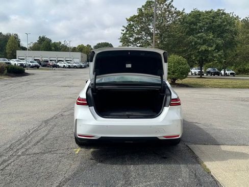 Certified 2024 BMW 530i xDrive w/ Executive Package image 29