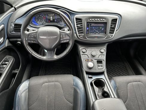 Used 2015 Chrysler 200 S image 15