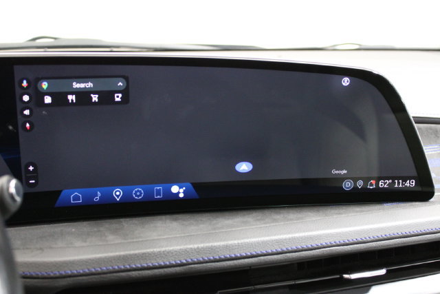 Used 2024 Cadillac XT4 Sport FWD image 13
