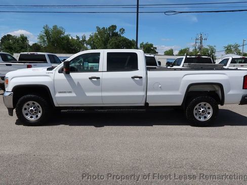Used 2019 GMC Sierra 3500 4x4 Crew Cab w/ Sierra Convenience Package image 2