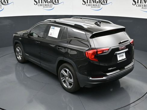 Used 2021 GMC Terrain SLT image 13