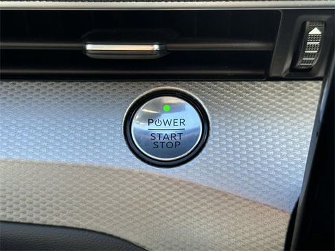 Used 2021 Ford Mustang Mach-E Select image 18