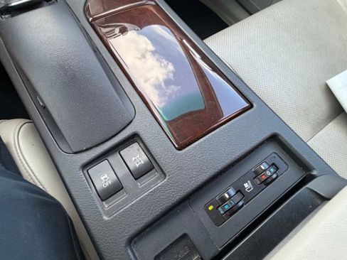 Used 2011 Lexus RX 350 AWD w/ Premium Pkg image 15