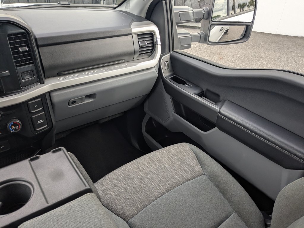 Used 2025 Ford F350 XLT AWD/4WD image 20