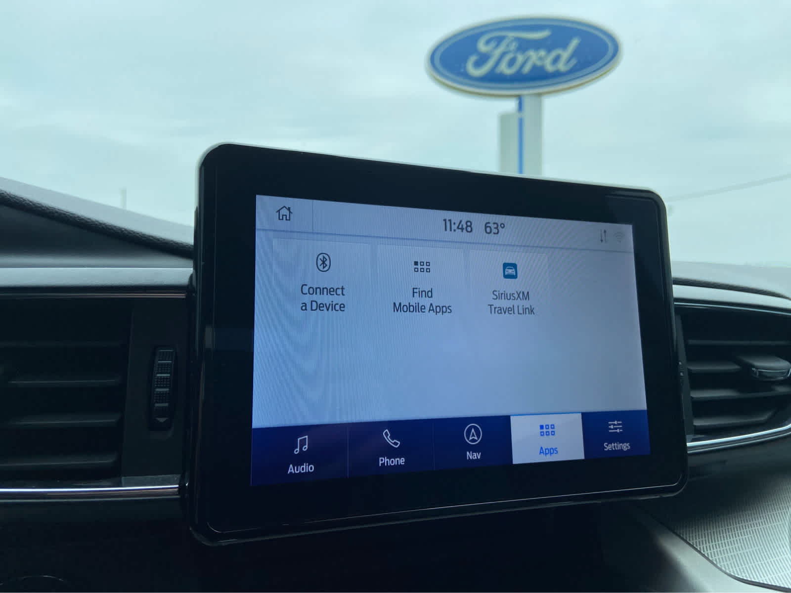 Used 2023 Ford Explorer XLT w/ Equipment Group 202A AWD/4WD image 37