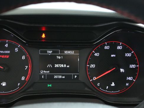 Used 2024 Chevrolet Trax RS w/ Driver Confidence Package image 16