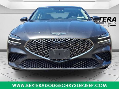 Used 2025 Genesis G70 2.5T AWD/4WD image 2