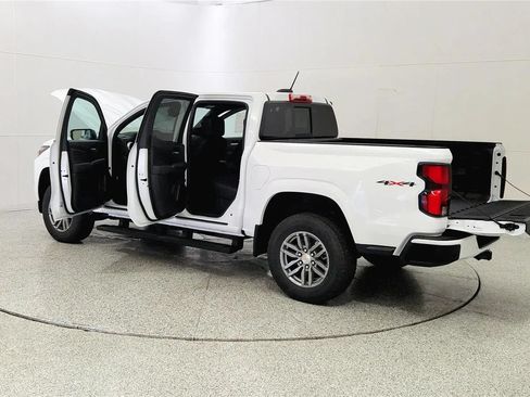 New 2026 Chevrolet Colorado LT w/ LT Convenience Package AWD/4WD image 11