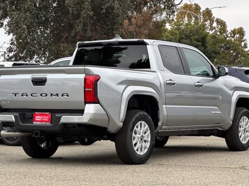 New 2025 Toyota Tacoma SR5 image 3
