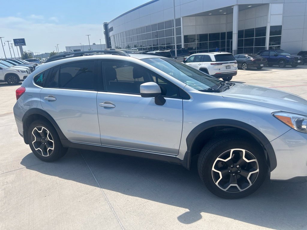Used 2013 Subaru Crosstrek 2.0i Limited AWD/4WD image 2
