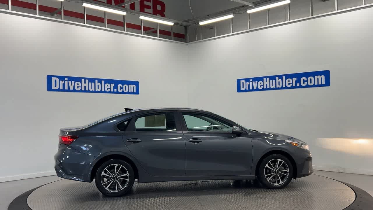 Used 2023 Kia Forte LXS w/ LXS Technology Package FWD image 3