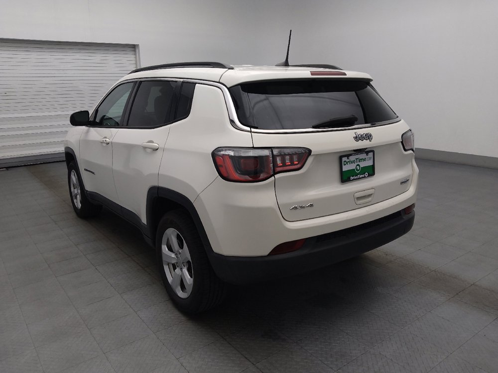 Used 2019 Jeep Compass Latitude w/ Popular Equipment Group AWD/4WD image 5
