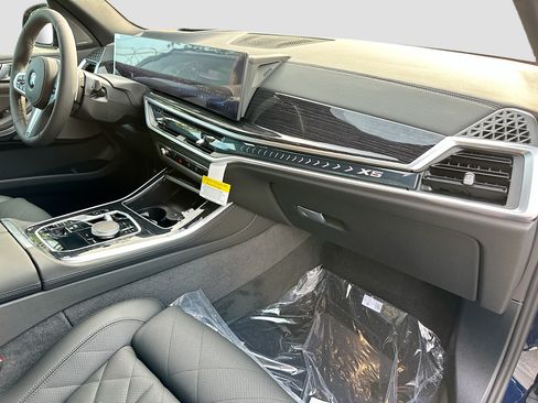 New 2026 BMW X5 sDrive40i w/ M Sport Package RWD image 22