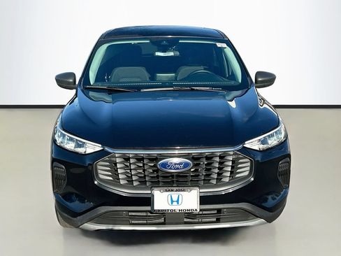 Used 2024 Ford Escape Active AWD/4WD image 2