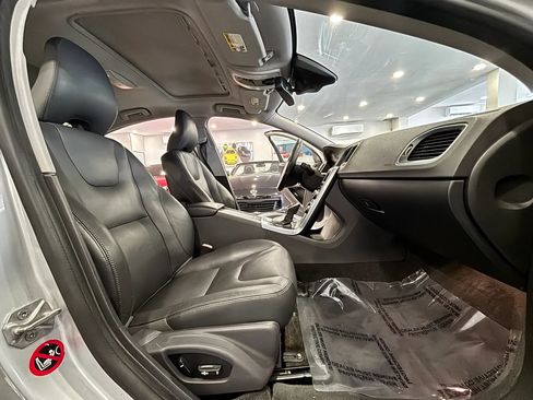 Used 2015 Volvo S60 T5 Premier FWD image 19