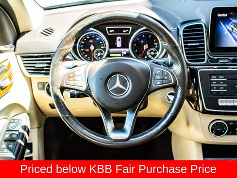 Used 2018 Mercedes-Benz GLE 550e 4MATIC image 17