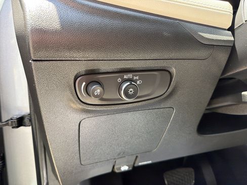 Used 2024 Buick Encore GX Preferred FWD image 13
