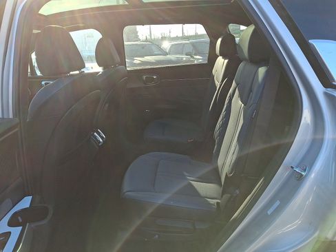 New 2025 Kia Sorento SX Prestige image 11