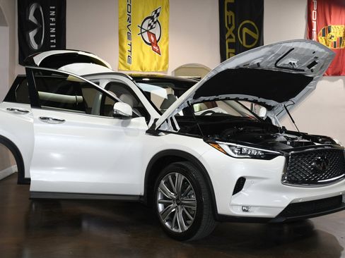 Used 2022 INFINITI QX50 Sensory w/ Cargo Package image 89