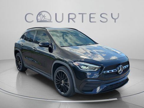 Certified 2022 Mercedes-Benz GLA 250 4MATIC image 4