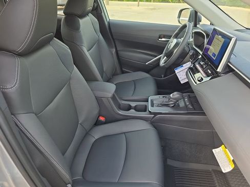 New 2026 Toyota Corolla Cross XLE image 10