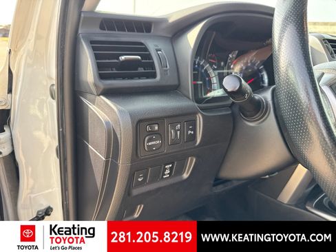 Used 2016 Toyota 4Runner Limited AWD/4WD image 10