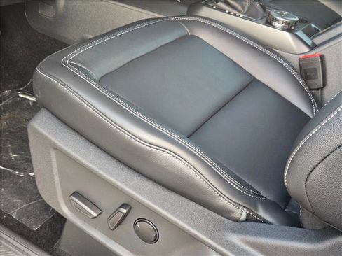 New 2025 Ford Bronco Outer Banks image 4