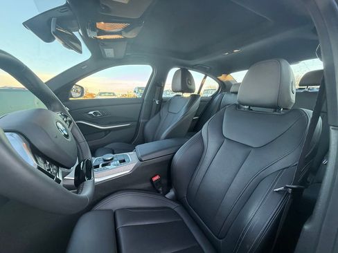 Used 2025 BMW 330i xDrive Sedan image 28