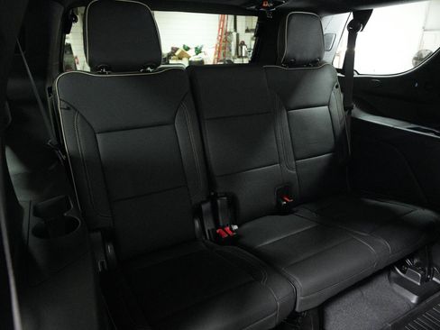 New 2026 GMC Yukon Elevation w/ LPO, Floor Liner Package image 18