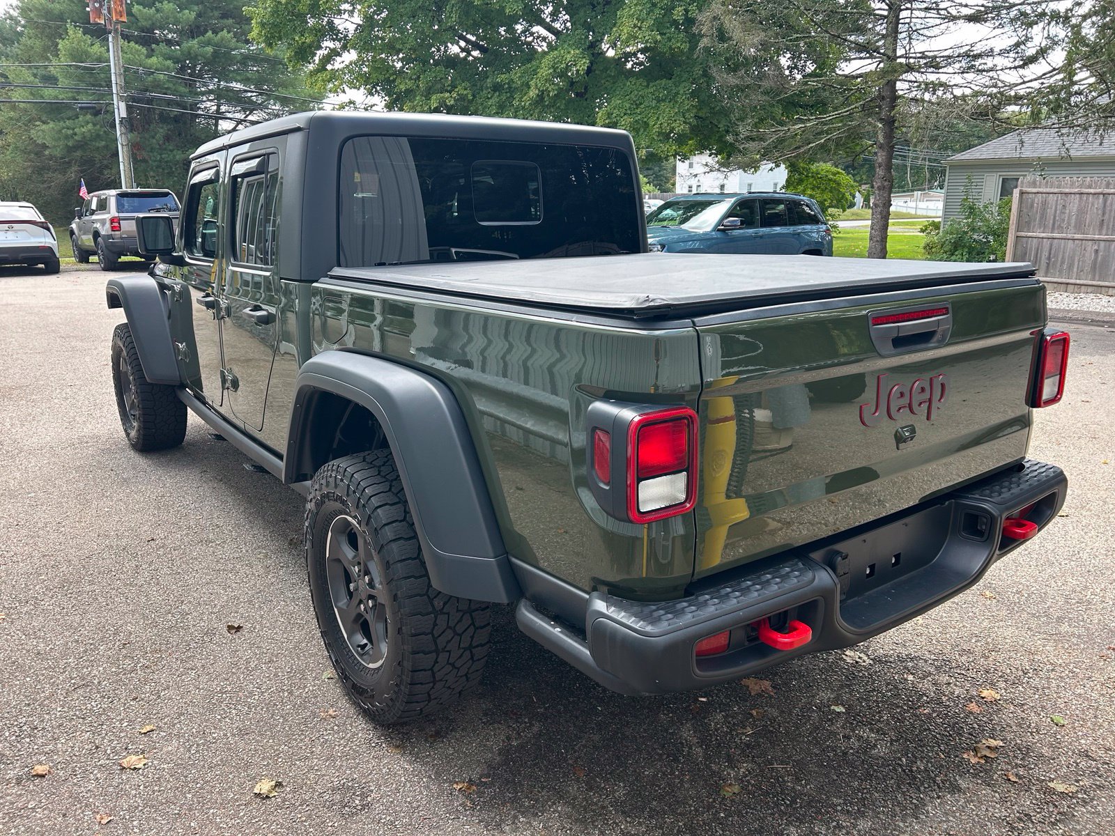 Used 2023 Jeep Gladiator Rubicon AWD/4WD image 7