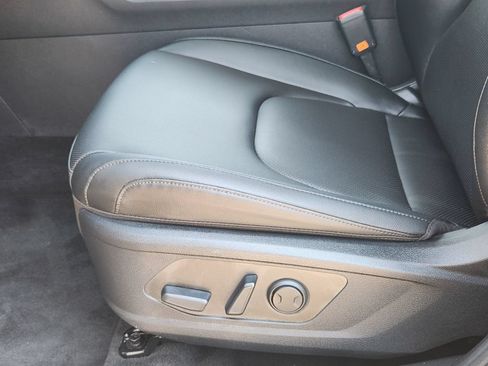 Certified 2025 Kia Sportage EX FWD image 26