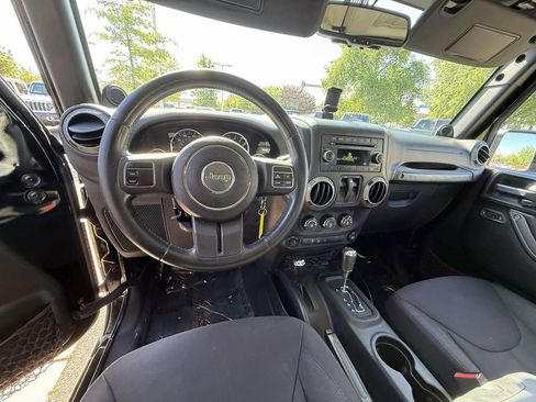 Used 2014 Jeep Wrangler Sport w/ Quick Order Package 24S AWD/4WD image 18