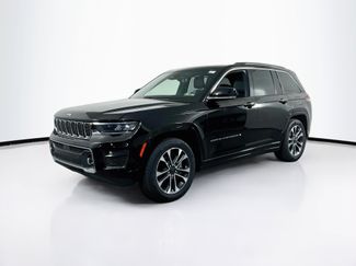 Used 2022 Jeep Grand Cherokee Overland w/ Luxury Tech Group IV AWD/4WD video 1