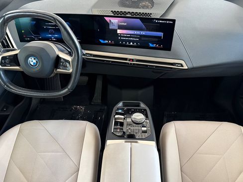 Certified 2024 BMW iX xDrive50 w/ Convenience Package AWD/4WD image 17