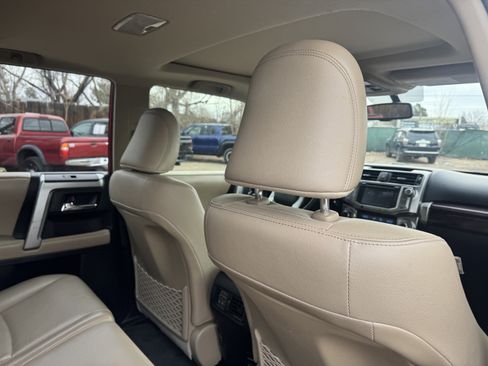 Used 2014 Toyota 4Runner Limited image 18