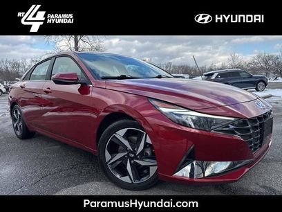 Used 2023 Hyundai Elantra Limited