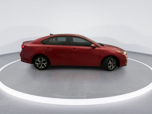 Used 2021 Kia Forte LXS FWD image 7