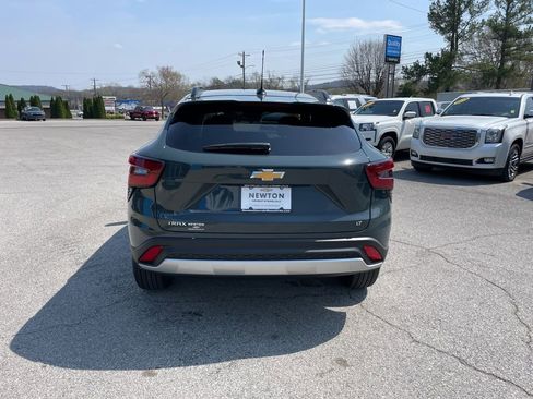 New 2026 Chevrolet Trax LT w/ Driver Confidence Package FWD image 47