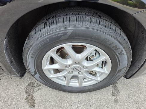 Used 2024 Chrysler Pacifica Touring-L FWD image 33