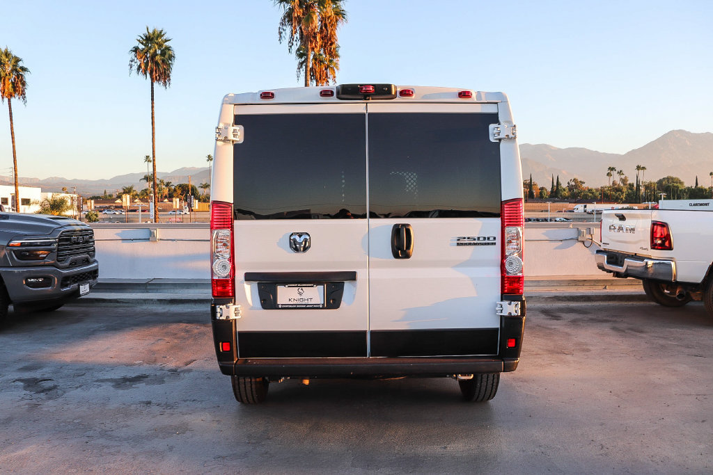 Used 2025 RAM ProMaster 2500 w/ U-Haul Equipment Group FWD image 8