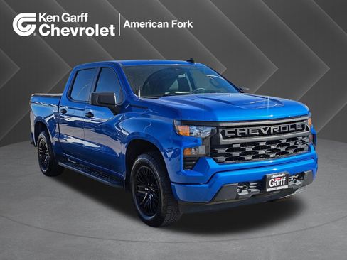 Used 2022 Chevrolet Silverado 1500 Custom AWD/4WD image 1