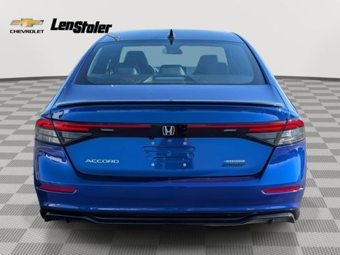 Used 2025 Honda Accord Sport image 4