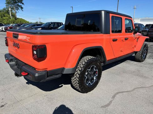 Used 2023 Jeep Gladiator Rubicon w/ LED Lighting Group AWD/4WD image 9