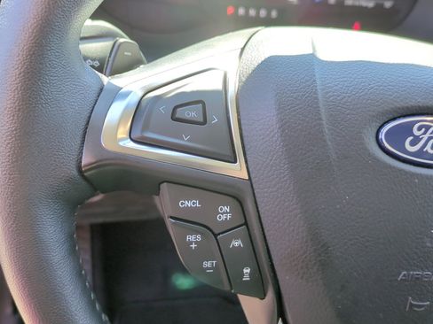 Used 2024 Ford Edge Titanium w/ Equipment Group 301A image 16