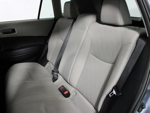 Used 2025 Toyota Corolla Cross L FWD image 26