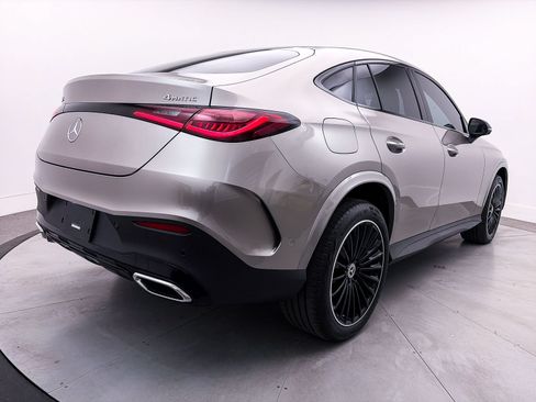 Used 2024 Mercedes-Benz GLC 300 4MATIC w/ AMG Line image 17